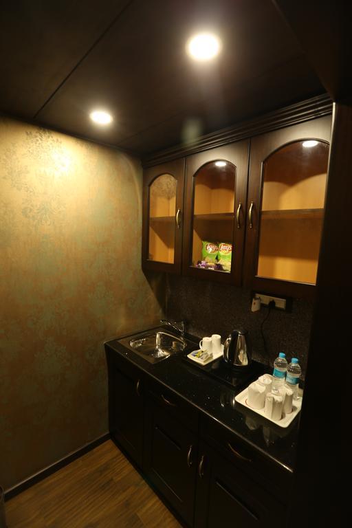 Hotel Atithi Guwahati Luaran gambar